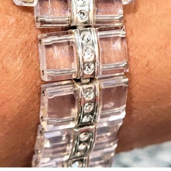 BRIGHTON EXQUISITE RETIRED DANA
POINT WATCH Comes with New Battery - Picture 5 of 11